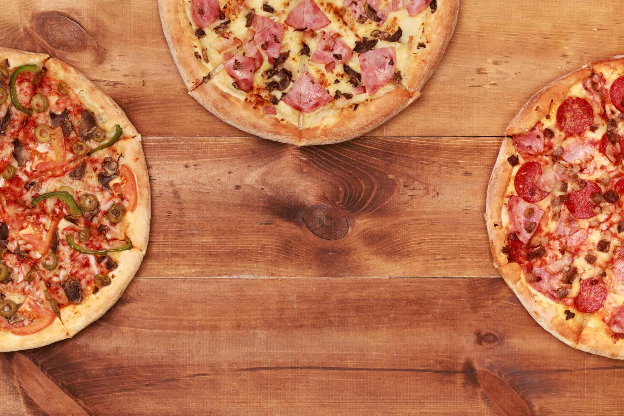 An Exposé on Pizza From Around the World - Incredible Bags